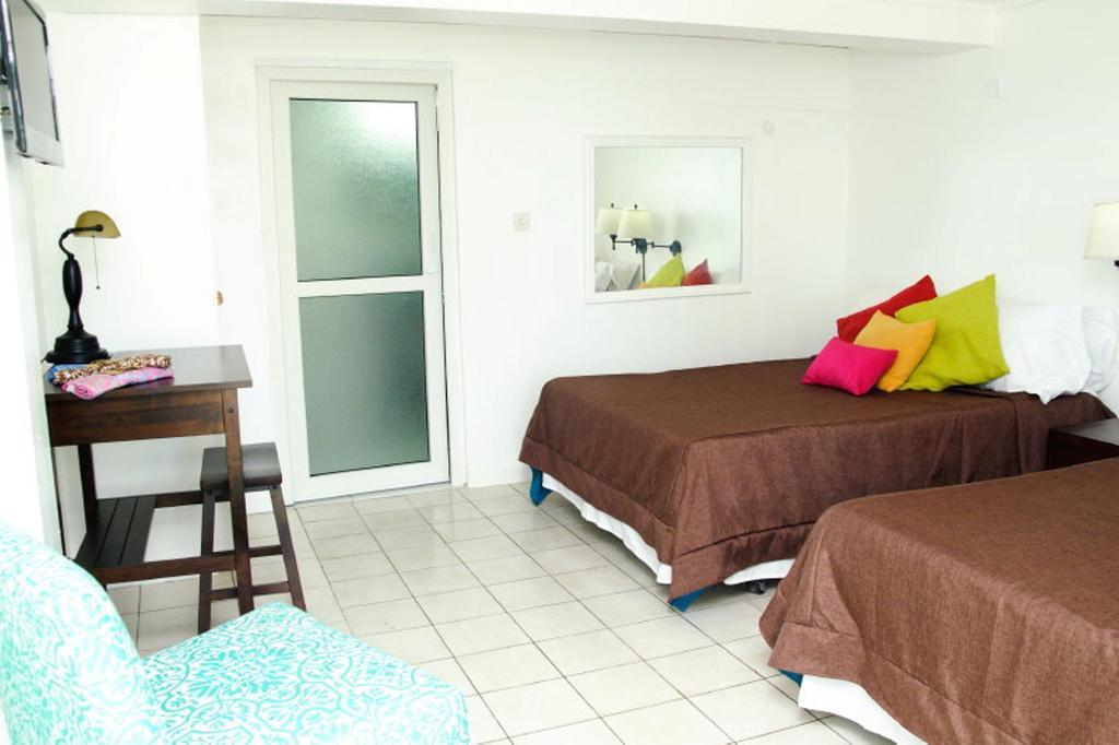 רוזו Castle Comfort Lodge מראה חיצוני תמונה